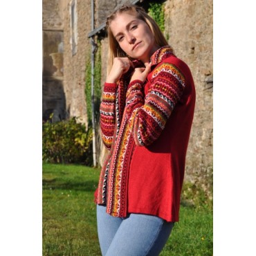 Veste longue en laine d'alpaga est très douce.